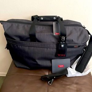 TUMI NWT, weekender, travel duffel, satchel bag.